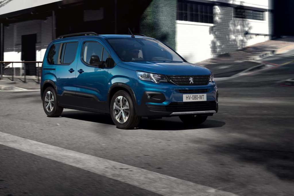 PEUGEOT E-RIFTER