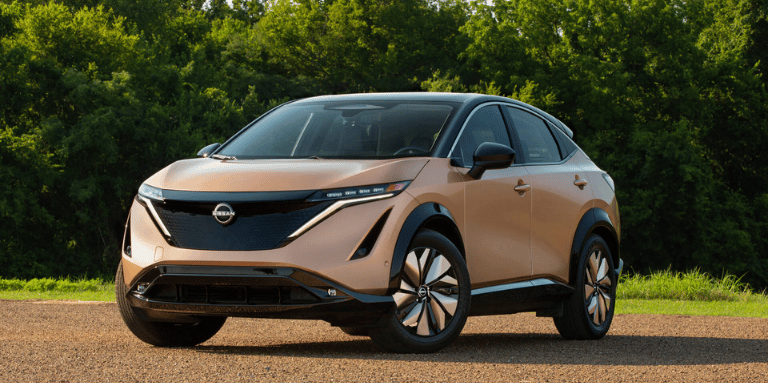 nissan ariya côté face