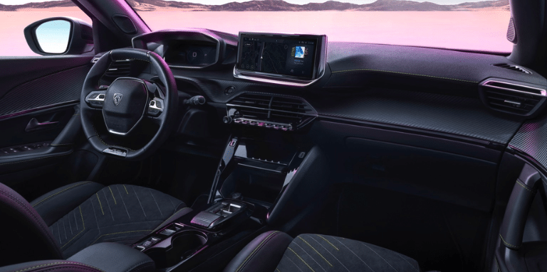 intérieur peugeot e-2008