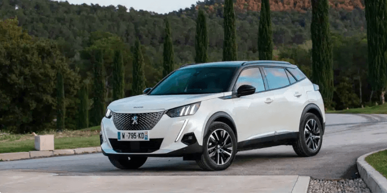 Peugeot e-2008